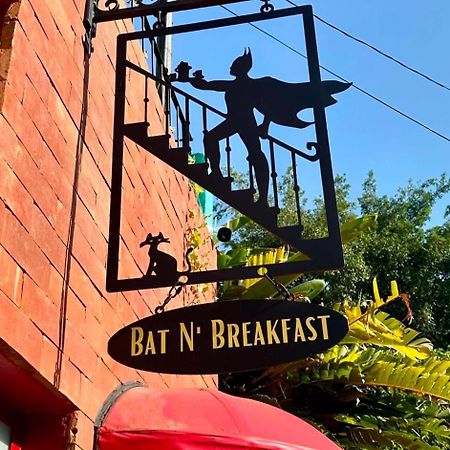 Pousada Bat N Breakfast No Beco Do Batman 상파울루 외부 사진