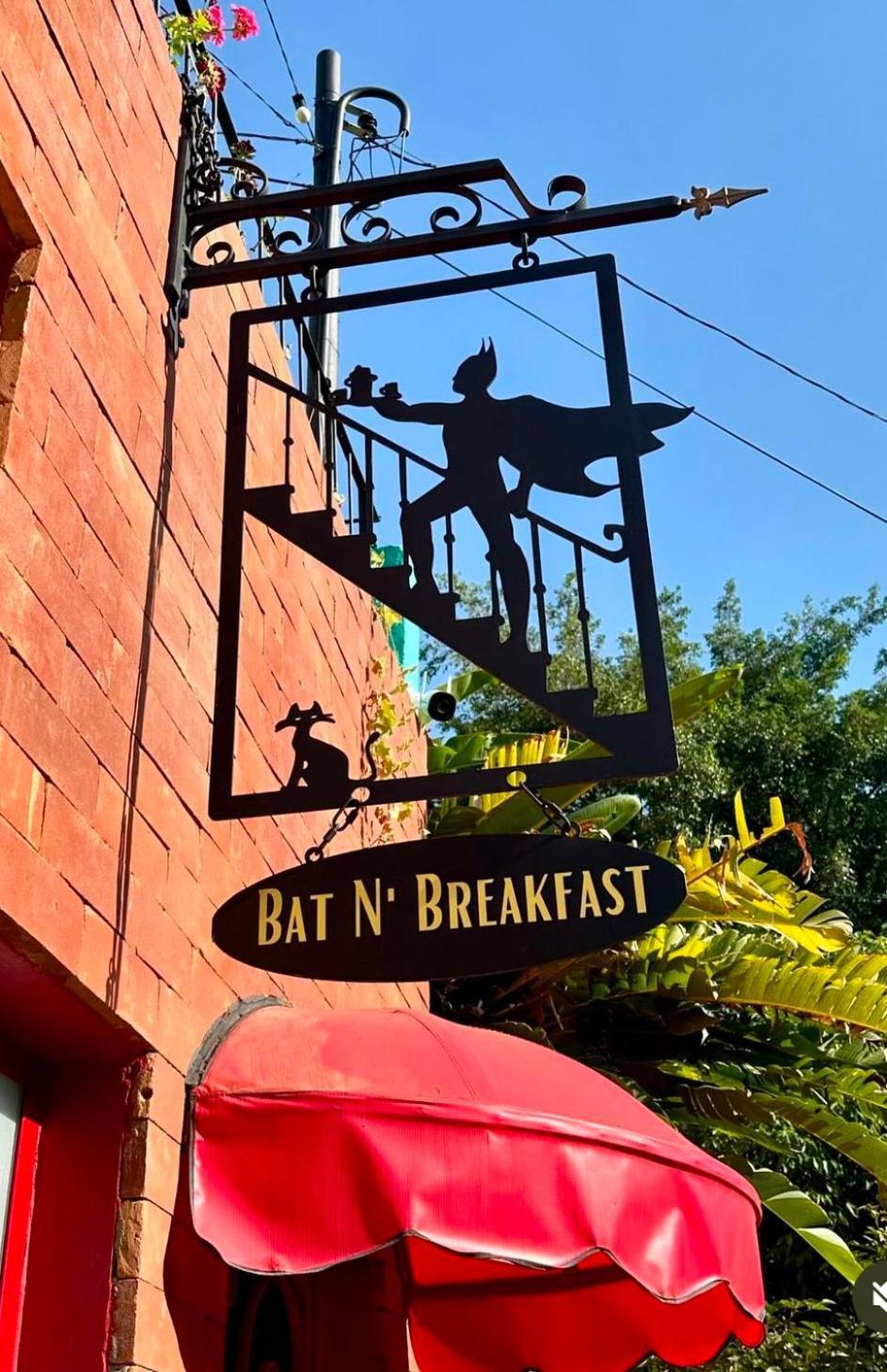 Pousada Bat N Breakfast No Beco Do Batman 상파울루 외부 사진