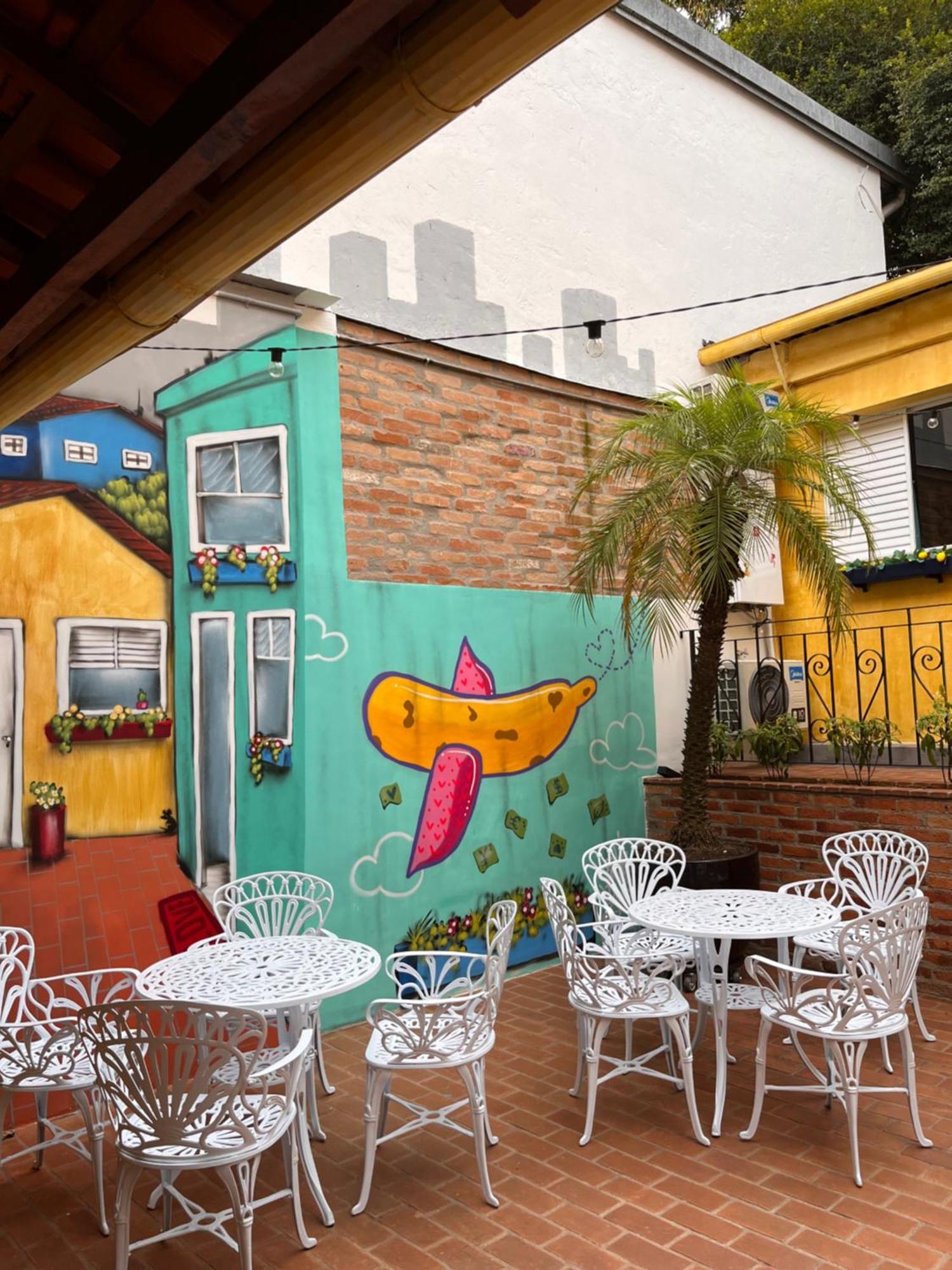 Pousada Bat N Breakfast No Beco Do Batman 상파울루 외부 사진